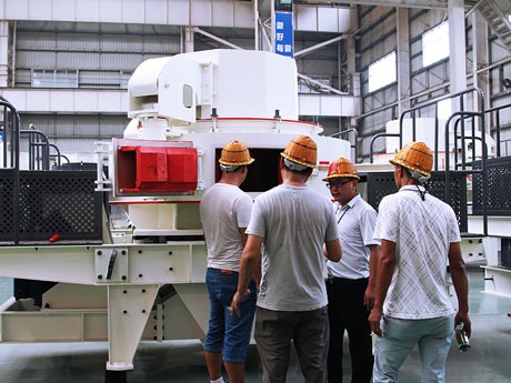 100-200t/h風(fēng)化砂制砂機(jī)選用什么型號(hào)合適，報(bào)價(jià)多少