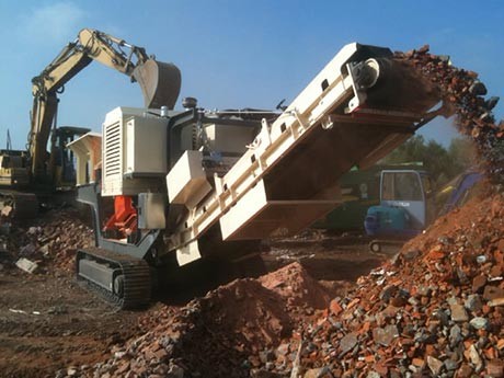 建筑垃圾處理設(shè)備-移動粉碎機(jī)多少錢一臺