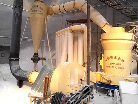 膩?zhàn)臃勰シ凵a(chǎn)用什么設(shè)備，一套做膩?zhàn)臃蹤C(jī)器多少錢