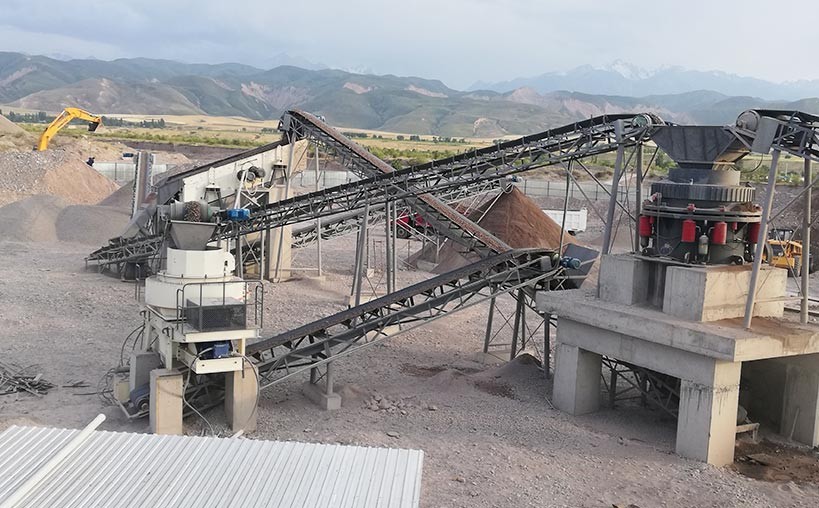 吉爾吉斯斯坦時(shí)產(chǎn)300噸花崗巖制砂（打沙）生產(chǎn)線(xiàn)