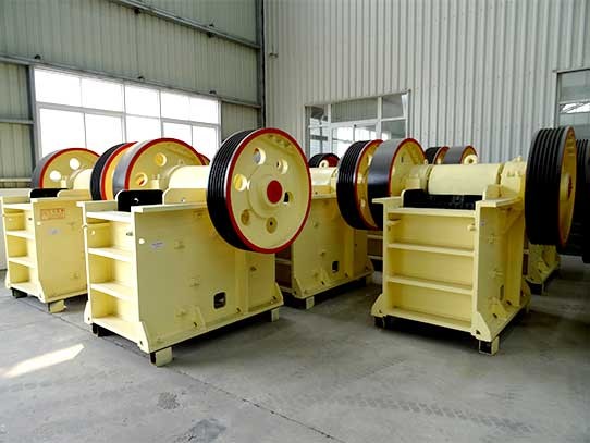 30t/h小型石頭碎石機(jī)成套設(shè)備，20萬能拿下來嗎?