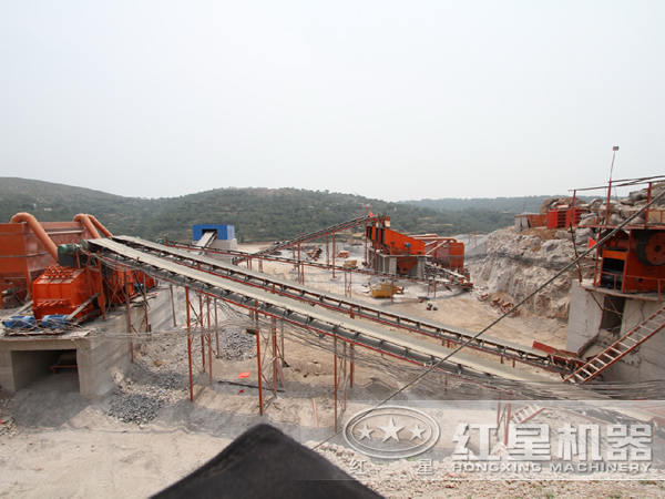 皮帶輸送機(jī)現(xiàn)場圖