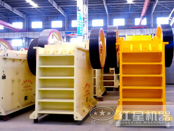 顎式破碎機設(shè)備