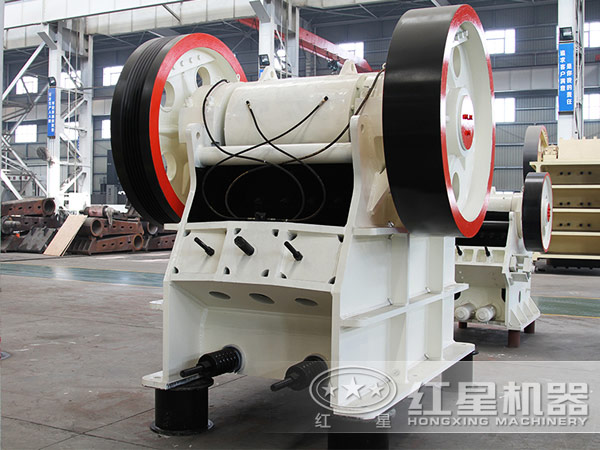 褐煤顎式破碎機(jī)