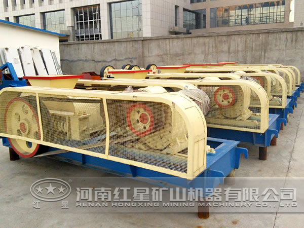 鉀長石對輥式破碎機