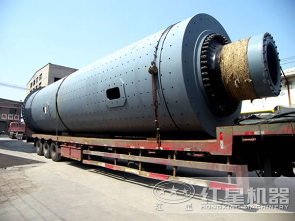 水泥粉磨機發(fā)貨圖