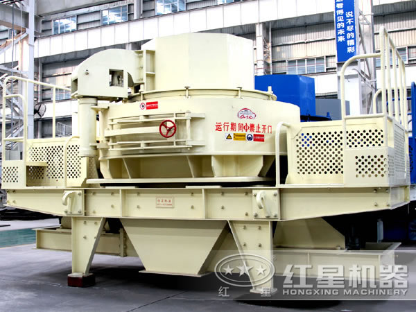 沖擊式破碎機(jī)圖片