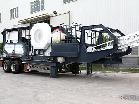 時(shí)產(chǎn)2000噸的移動(dòng)碎石機(jī)設(shè)備有哪些？報(bào)價(jià)是多少？