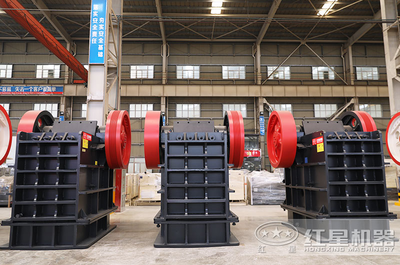 鄂式爐渣粉碎機(jī)圖片