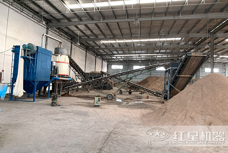 室內(nèi)制砂現(xiàn)場：復合式制砂機生產(chǎn)1-5mm機制砂