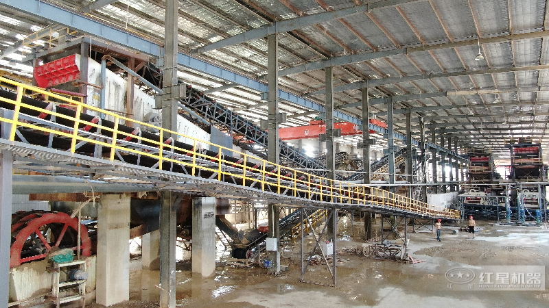 石頭制沙設(shè)備生產(chǎn)線配置一套時產(chǎn)300噸價格是多少