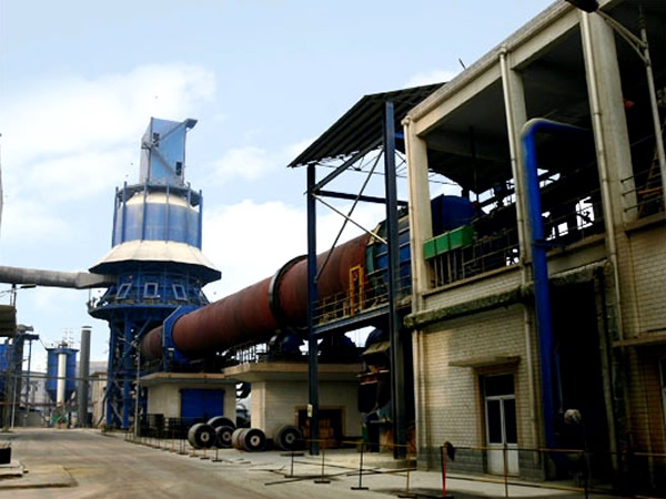 氧化鋁回轉窯生產現(xiàn)場