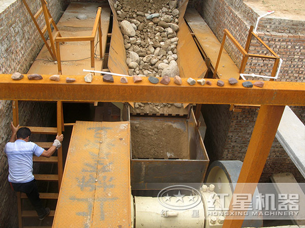 石料生產(chǎn)現(xiàn)場圖