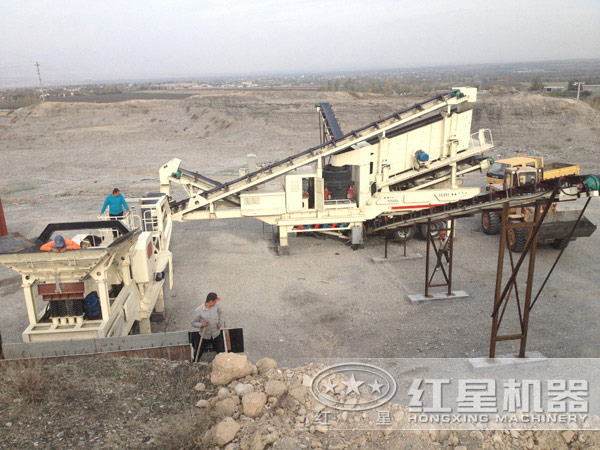移動(dòng)破碎站工作現(xiàn)場(chǎng)實(shí)拍
