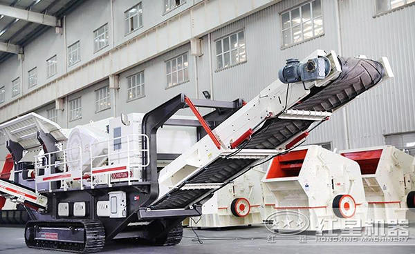 履帶液壓巖石碎石機(jī)