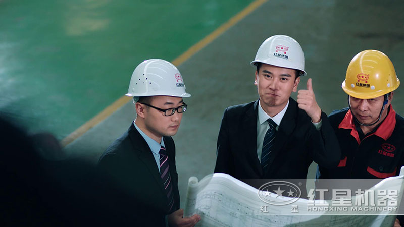 客戶聽(tīng)完產(chǎn)品經(jīng)理介紹以后對(duì)紅星非常滿意