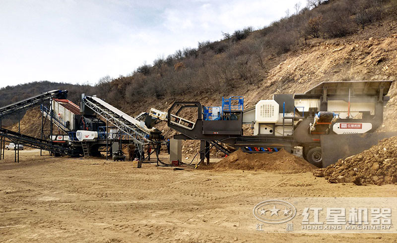 流動(dòng)碎石機(jī)械設(shè)備現(xiàn)場實(shí)拍