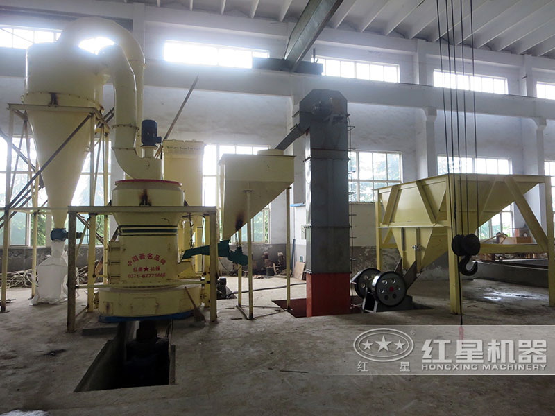 脫硫建筑石膏環(huán)保磨粉生產(chǎn)現(xiàn)場(chǎng)走一走