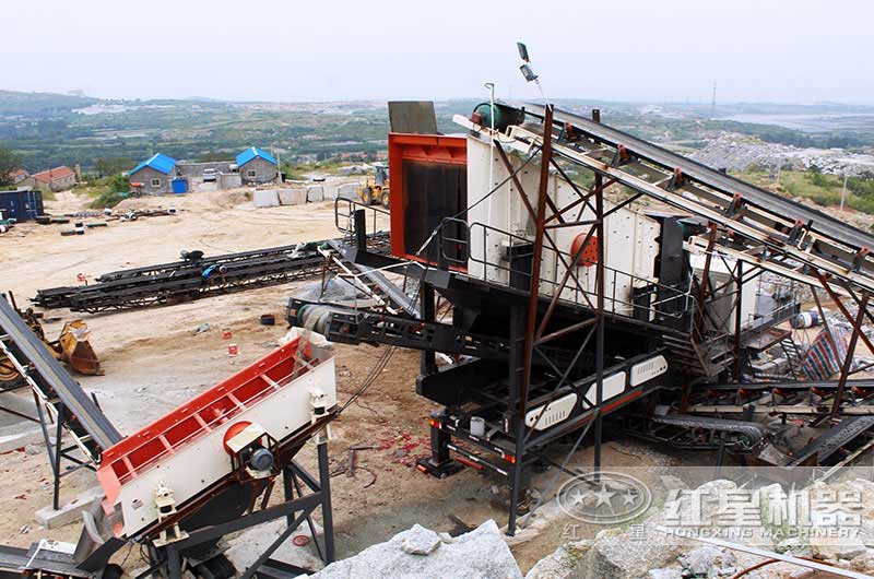 移動(dòng)式振動(dòng)篩安裝現(xiàn)場