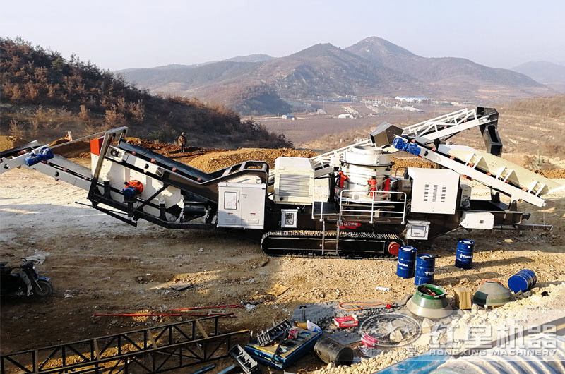 履帶圓錐移動(dòng)破碎機(jī)