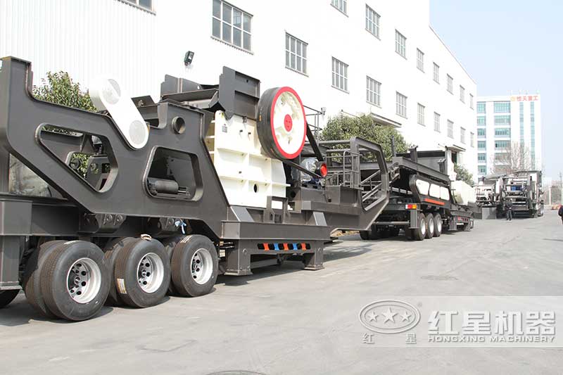 我公司生產(chǎn)的移動(dòng)破碎站