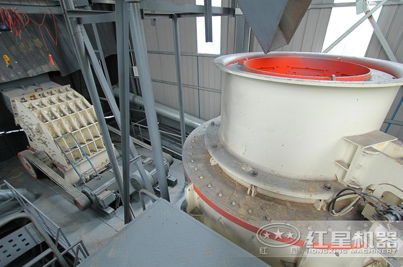 日產(chǎn)4千噸碎石機(jī)生產(chǎn)線(xiàn)現(xiàn)場(chǎng)