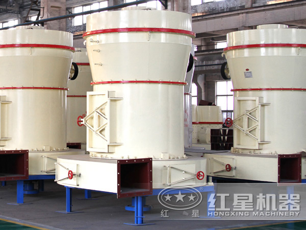 伊利石磨粉機(jī)實(shí)拍圖1