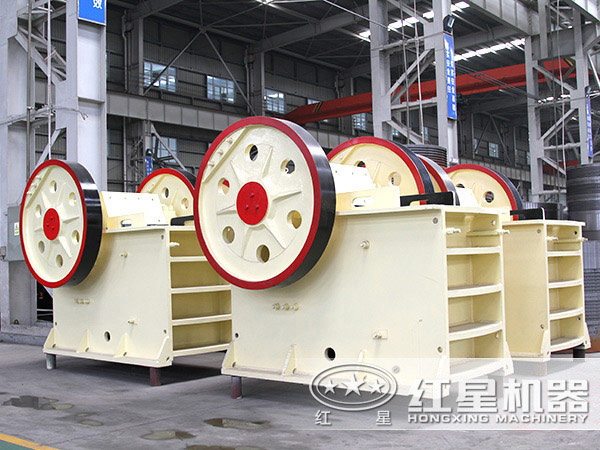 顎式破碎機(jī)展示圖