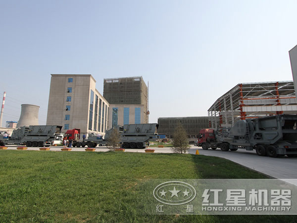 移動(dòng)破碎站發(fā)貨圖